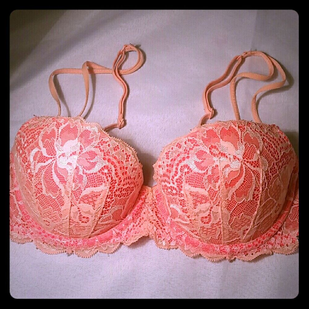 PINK Victoria's Secret Date Push-up Bra 32C